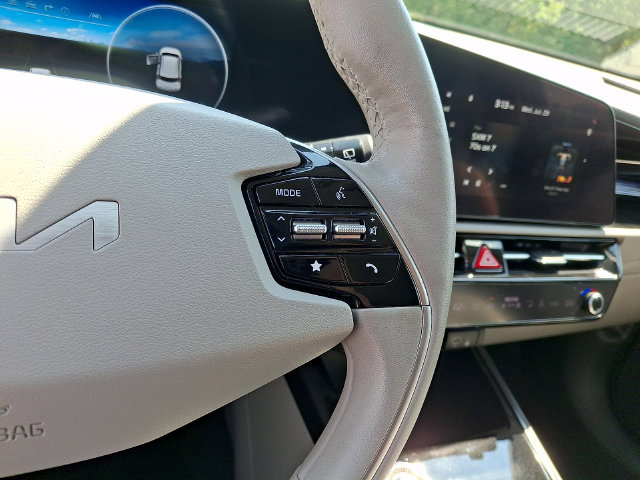 Used 2023 Kia Niro Wind w/ Wind Preserve Package FWD image 21