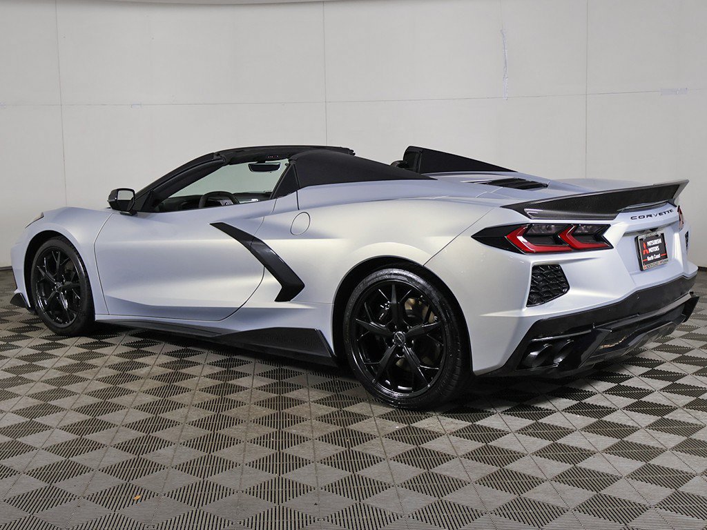 Used 2021 Chevrolet Corvette Stingray Premium Conv w/ Z51 Performance Package RWD image 11