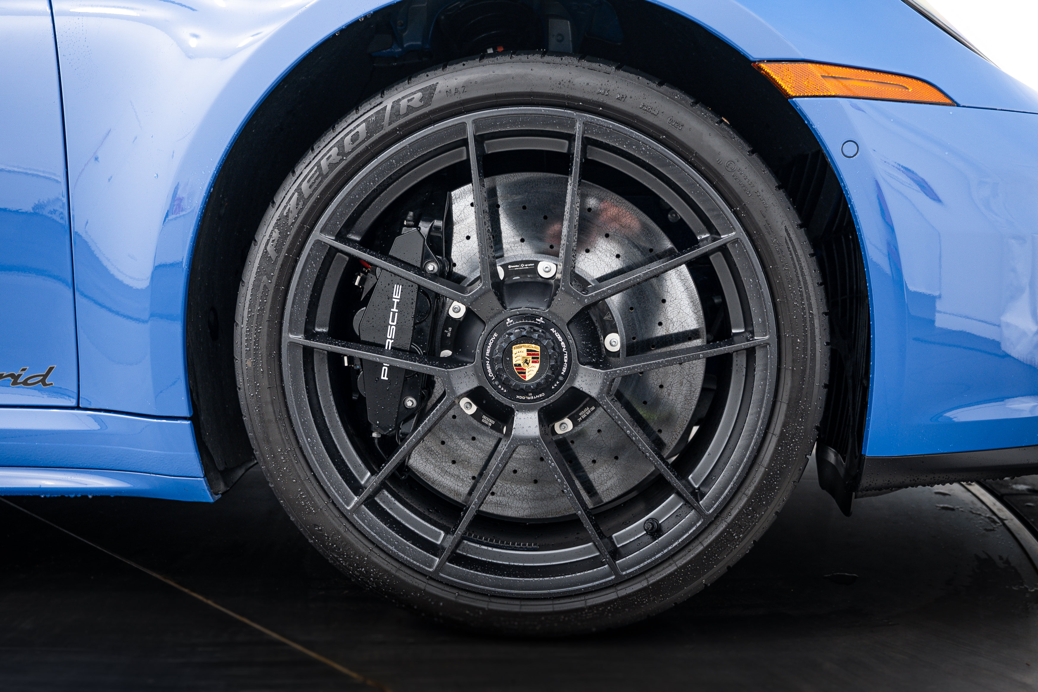 Certified 2025 Porsche 911 Targa 4 GTS AWD/4WD image 11