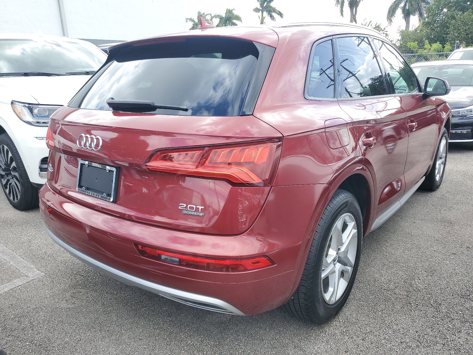 Used 2018 Audi Q5 2.0T Premium w/ Convenience Package image 4