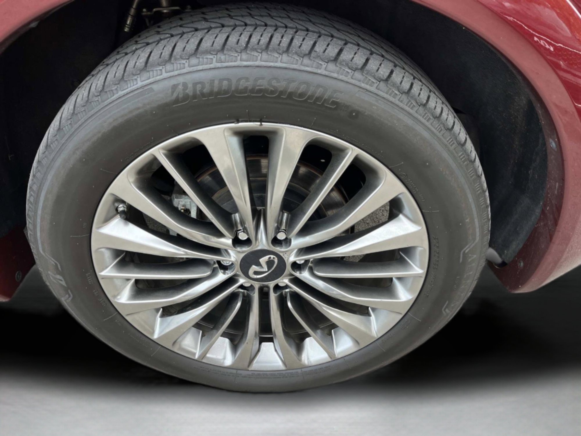 Used 2021 INFINITI QX80 Sensory w/ All-Season Package image 39