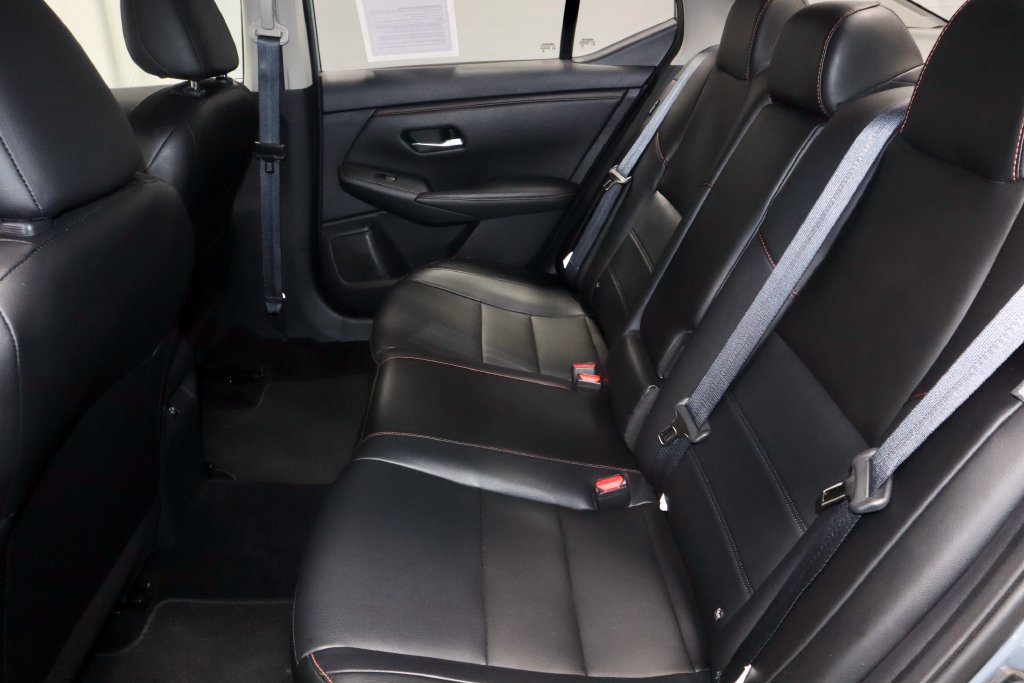 Certified 2025 Nissan Sentra SR w/ SR Premium Package FWD image 21