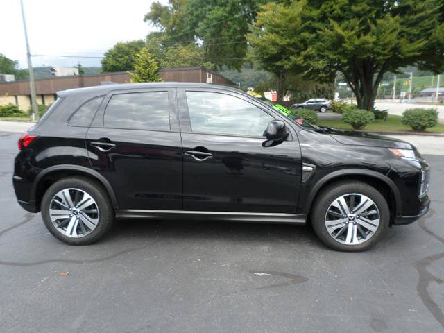 Used 2024 Mitsubishi Outlander Sport ES AWD/4WD image 8