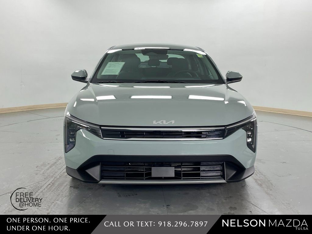 Used 2025 Kia K4 EX image 2