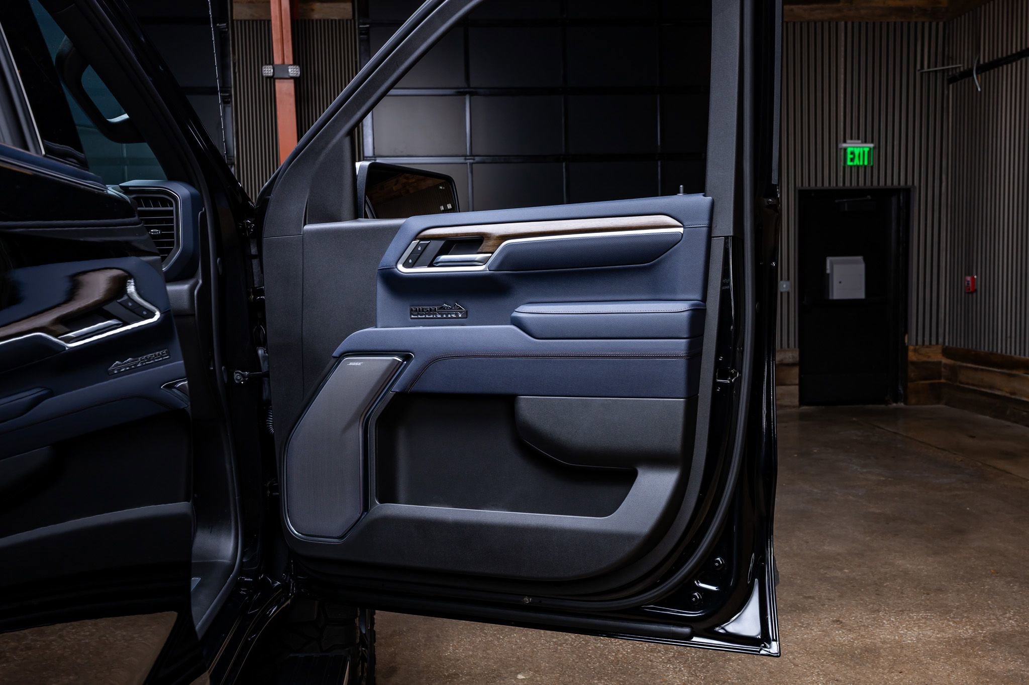 Used 2026 Chevrolet Silverado 1500 High Country image 37