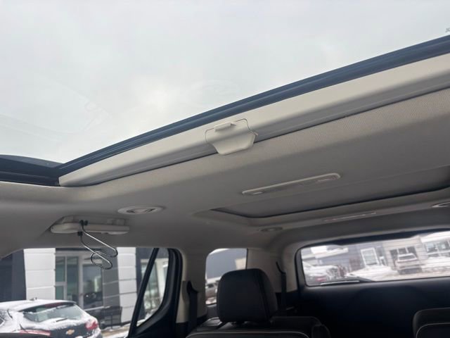 Used 2023 GMC Acadia Denali w/ Denali Ultimate Package image 13