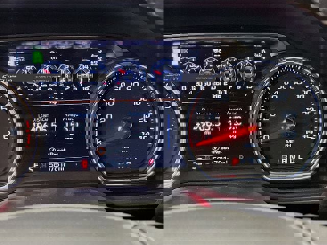 Used 2022 Chevrolet Silverado 1500 High Country w/ Technology Package image 14