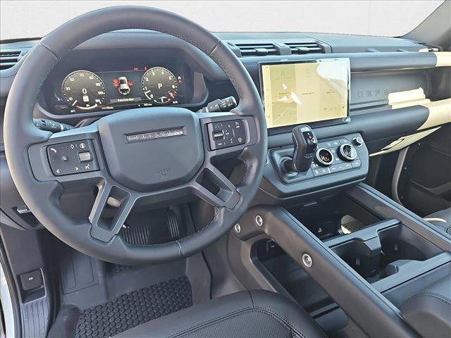 New 2025 Land Rover Defender 110 X-Dynamic SE image 18