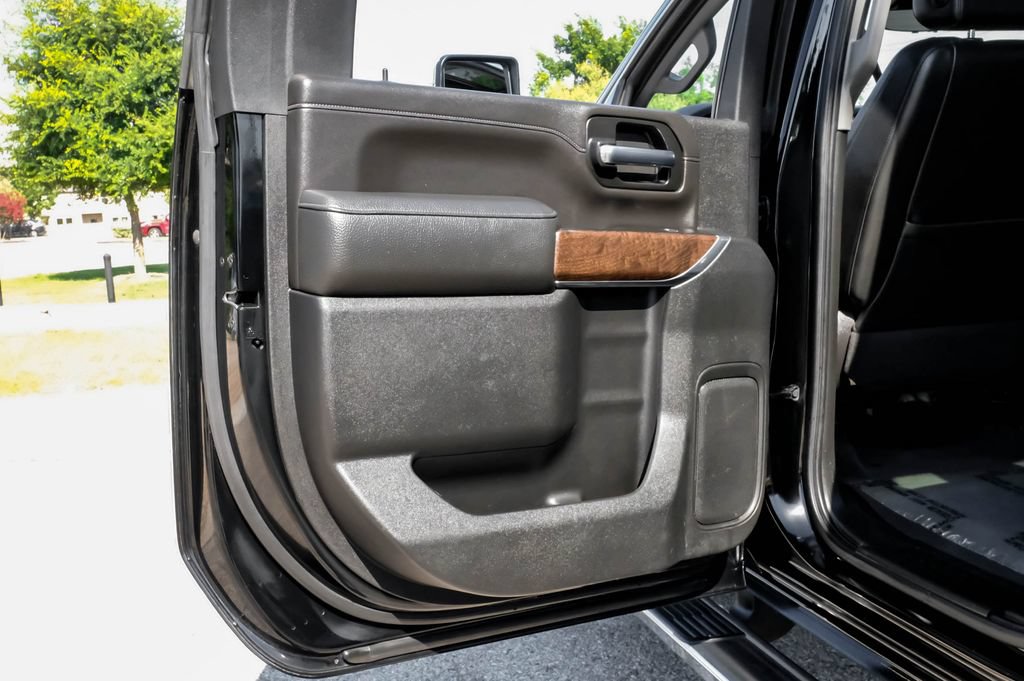 Used 2020 GMC Sierra 2500 Denali w/ Denali Ultimate Package AWD/4WD image 49