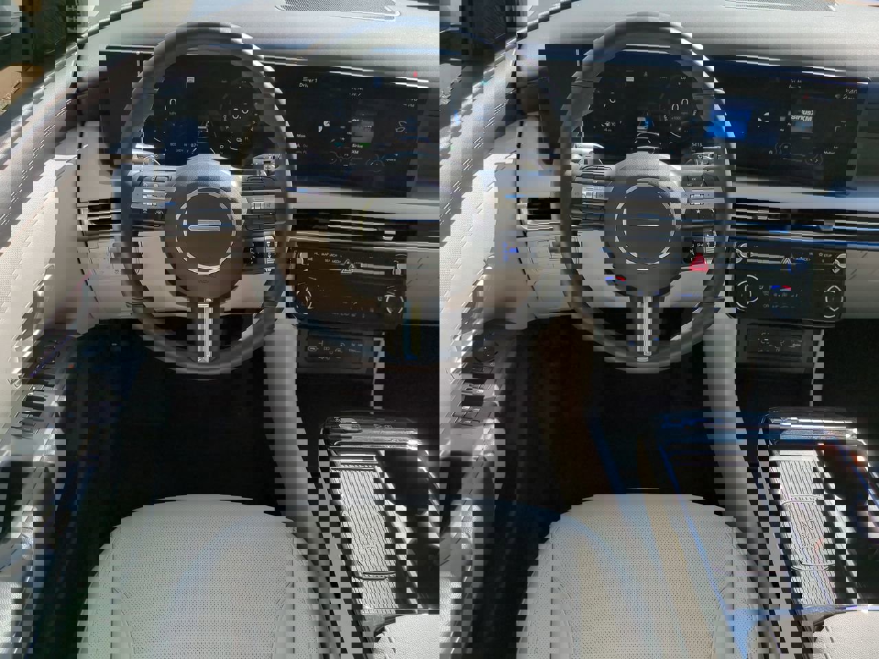 Certified 2025 Hyundai Tucson SEL image 16