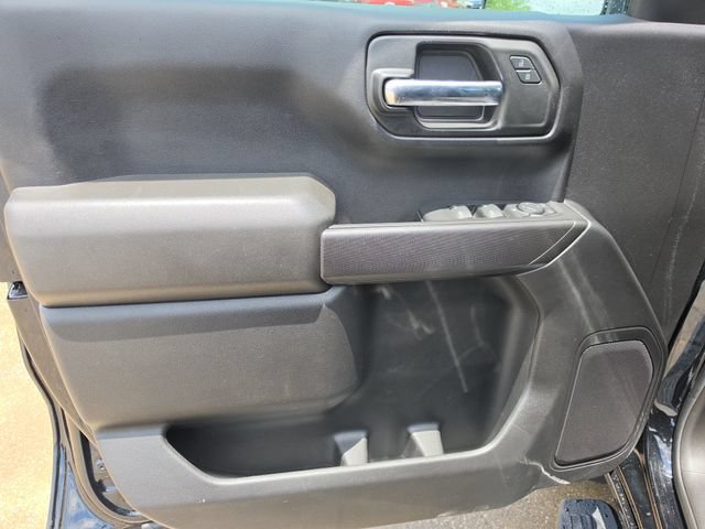 Used 2024 Chevrolet Silverado 1500 Custom w/ LPO, Dark Essentials Package RWD image 17