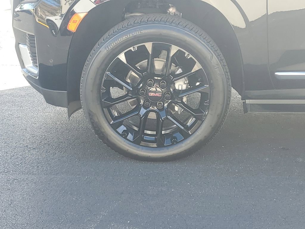 Used 2022 GMC Yukon Denali image 11