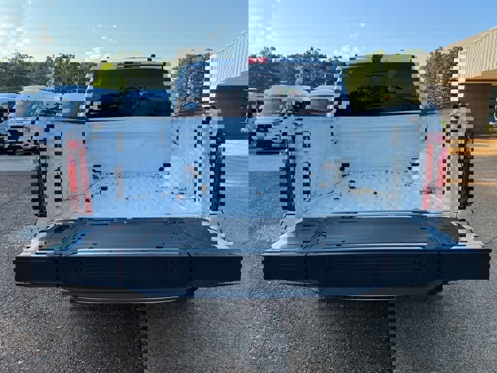 New 2025 Ford F150 Platinum w/ Equipment Group 702A High image 19