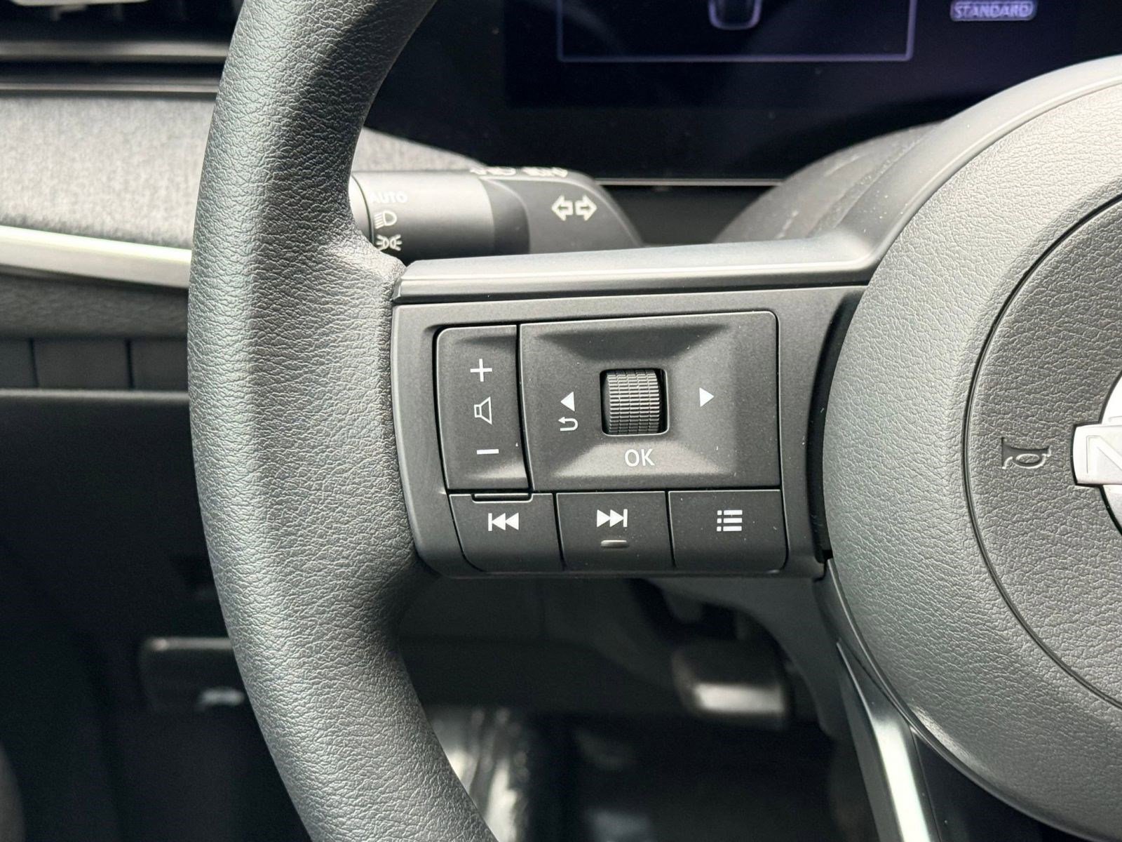 New 2026 Nissan Kicks SV image 12