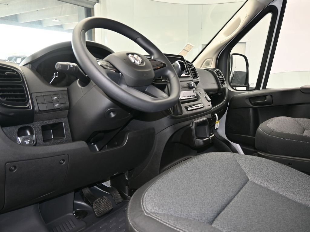 Used 2025 RAM ProMaster 1500 FWD image 12