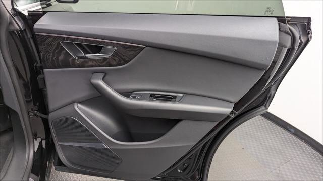 Used 2022 Audi Q8 Premium Plus w/ Premium Plus Package image 21