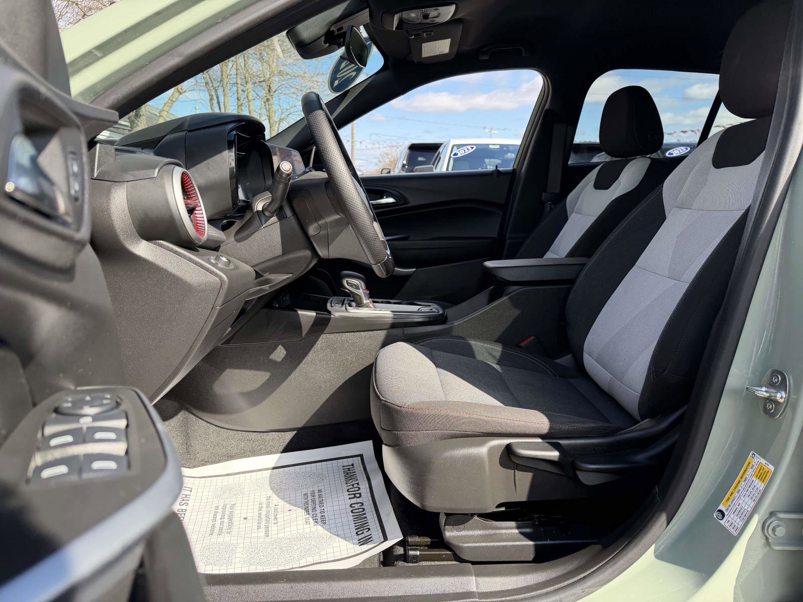 Used 2024 Chevrolet Trax RS w/ Driver Confidence Package image 11