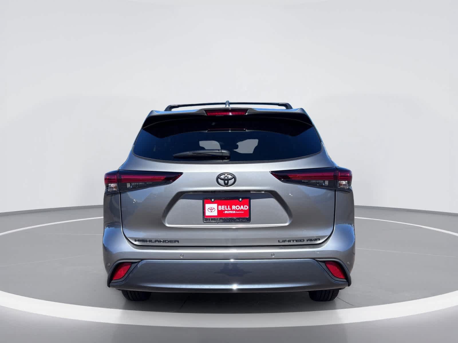 New 2026 Toyota Highlander Limited AWD/4WD image 6