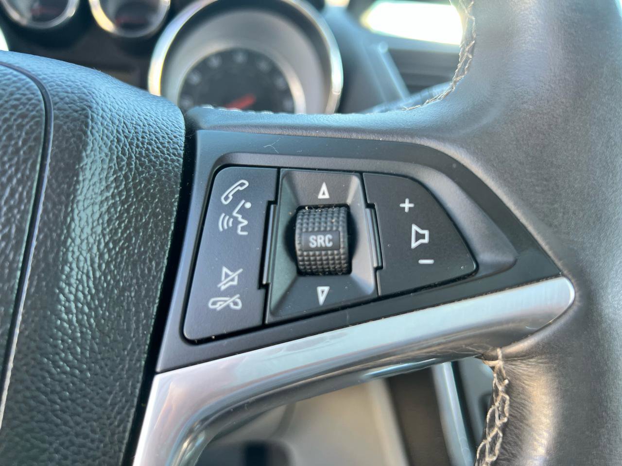 Used 2014 Buick Encore Premium FWD image 13