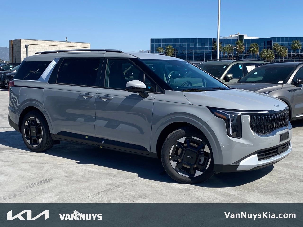 New 2026 Kia Carnival EX