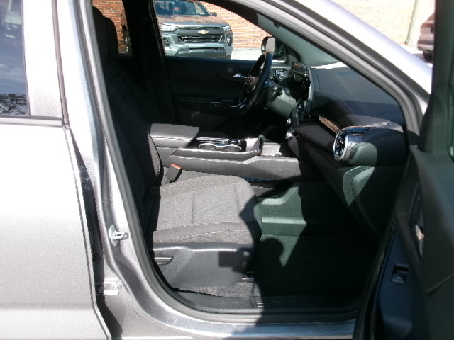 Used 2026 Chevrolet Equinox LT FWD image 11