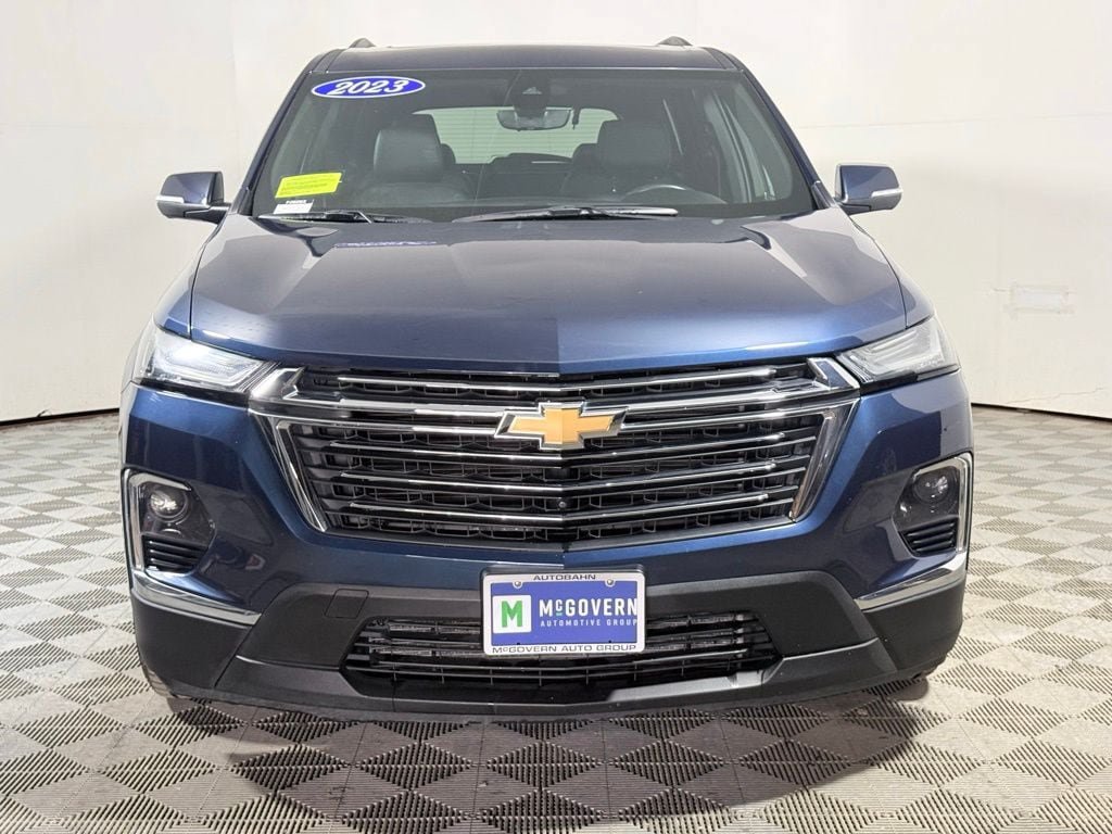 Used 2023 Chevrolet Traverse LT w/ LT Premium Package AWD/4WD image 10