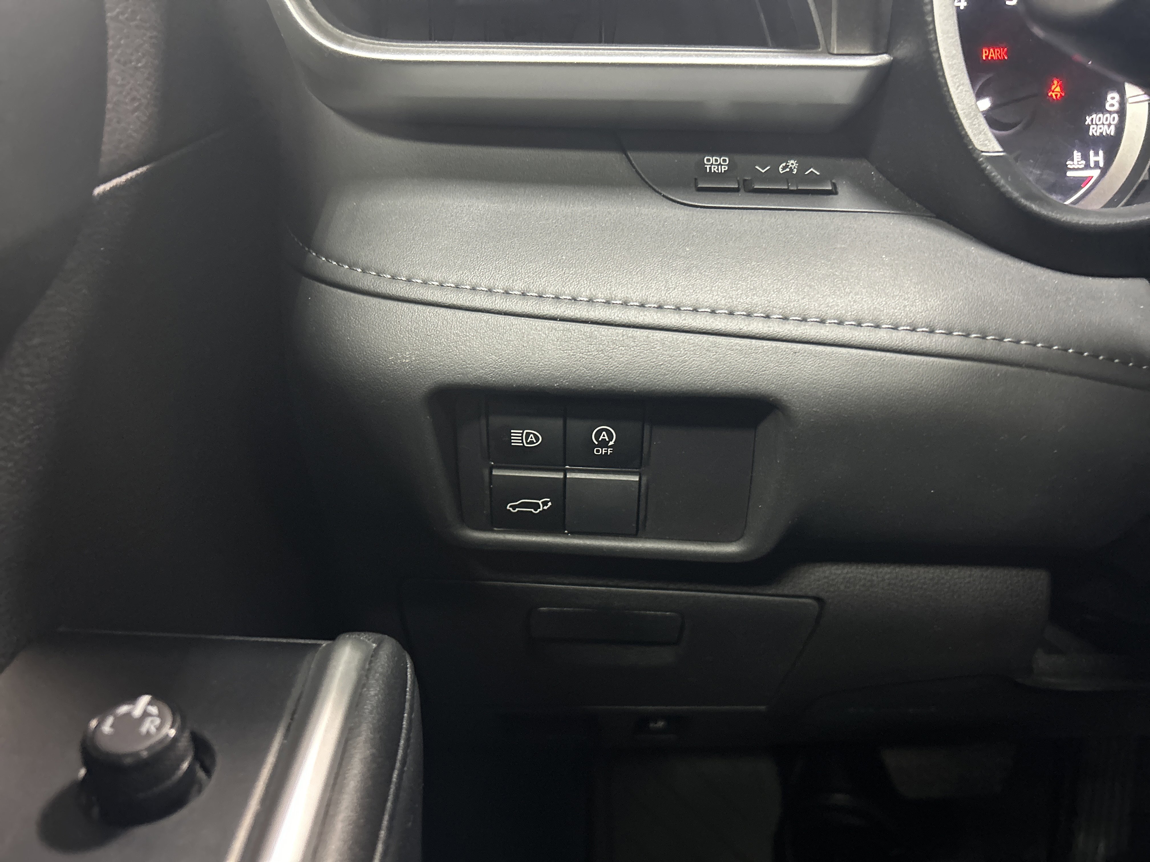 Used 2023 Toyota Highlander XLE image 19