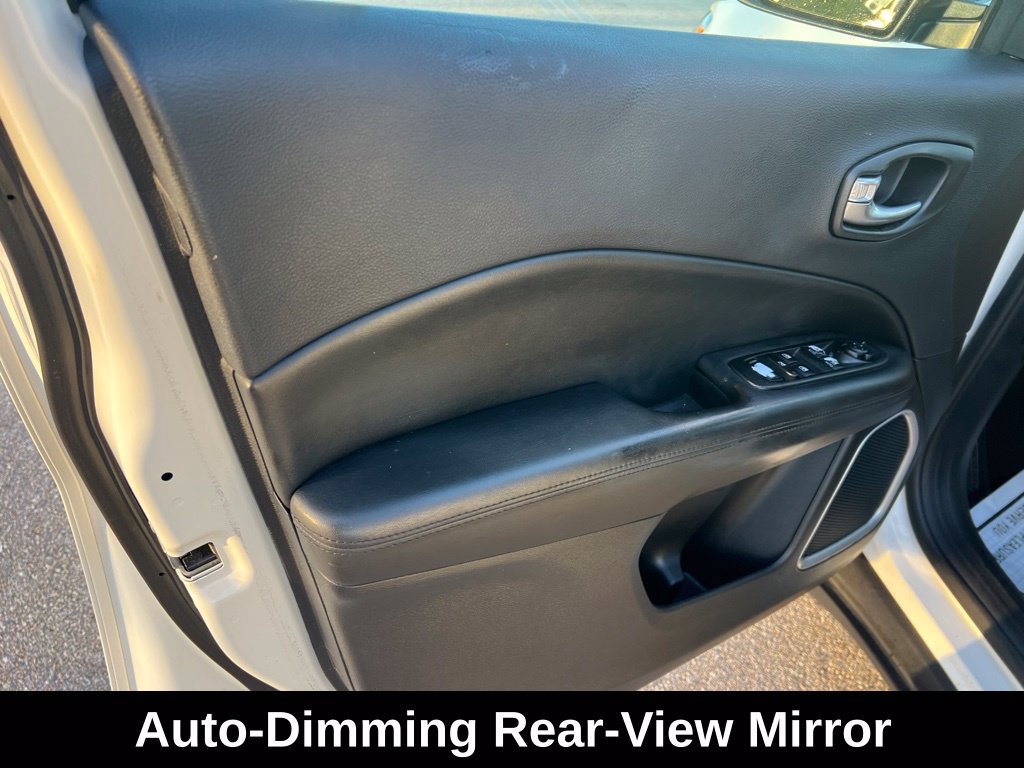 Used 2020 Jeep Compass Latitude FWD image 24