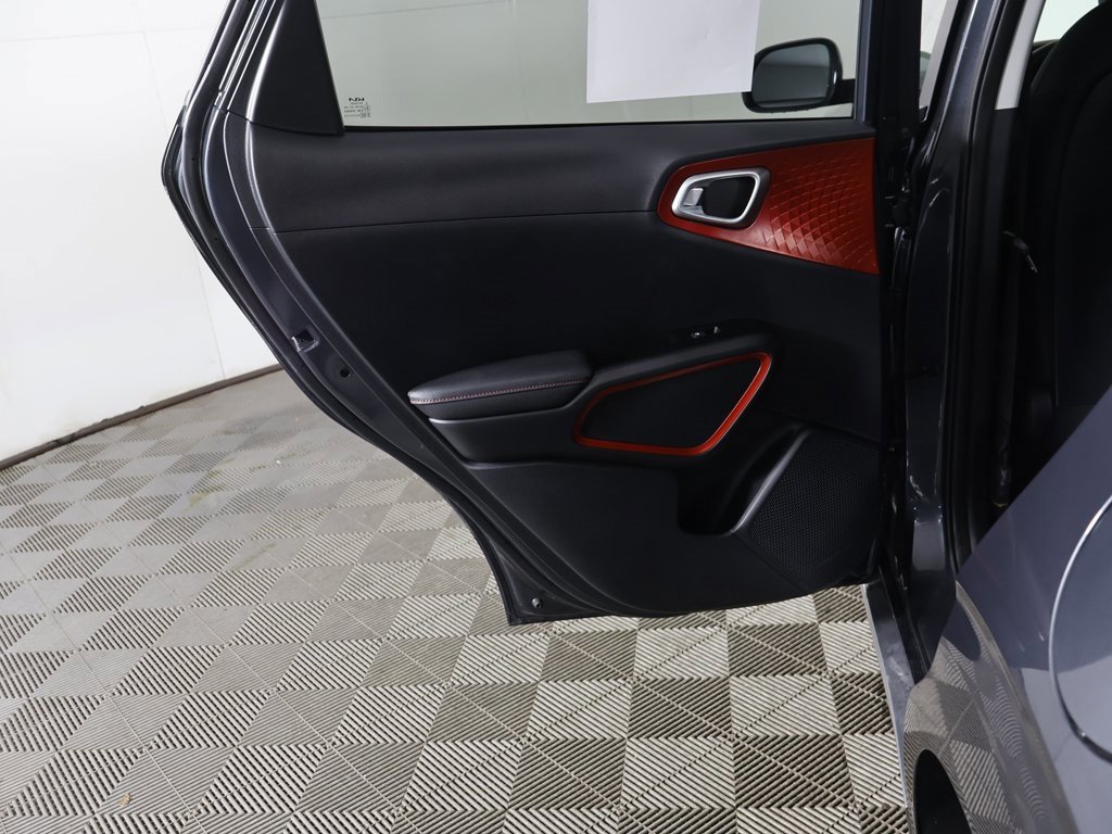 Used 2025 Kia Soul GT-Line image 24