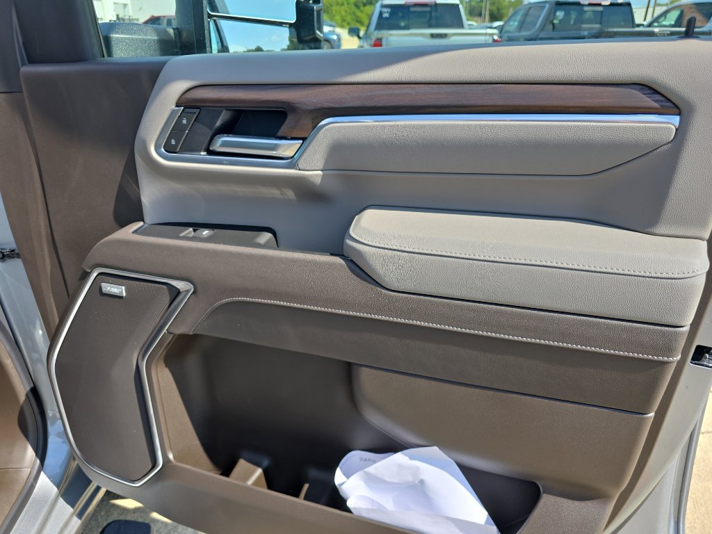 New 2026 GMC Sierra 2500 SLT w/ SLT Premium Package image 15