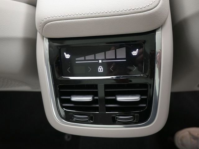 New 2026 Volvo XC60 B5 Ultra w/ Protection Package Premier image 35