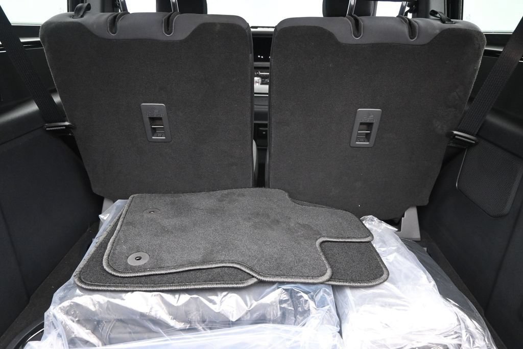 Used 2026 Ford Bronco 2-Door w/ Sasquatch Package AWD/4WD image 15