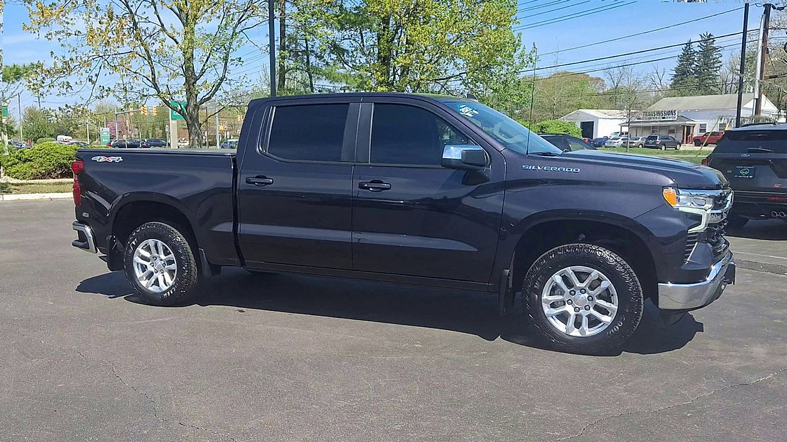 Certified 2023 Chevrolet Silverado 1500 LT w/ Protection Package AWD/4WD image 4