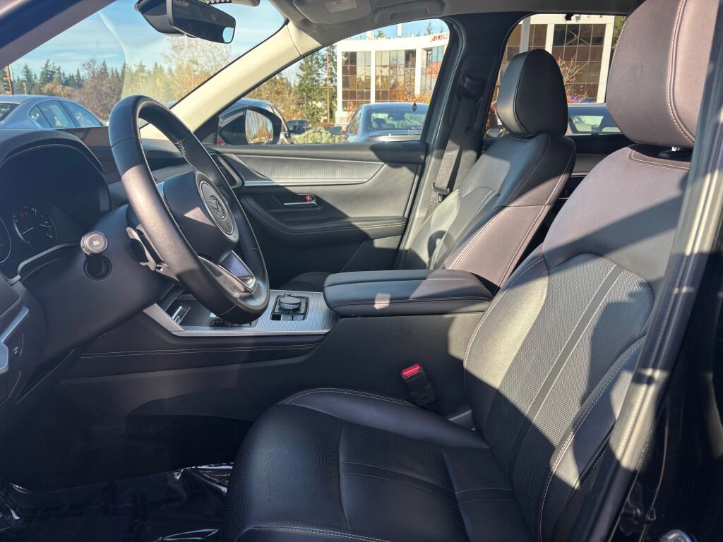 Used 2025 MAZDA CX-70 3.3 Turbo w/ Preferred Package image 15