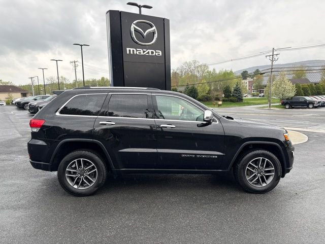 Used 2019 Jeep Grand Cherokee Limited AWD/4WD image 8