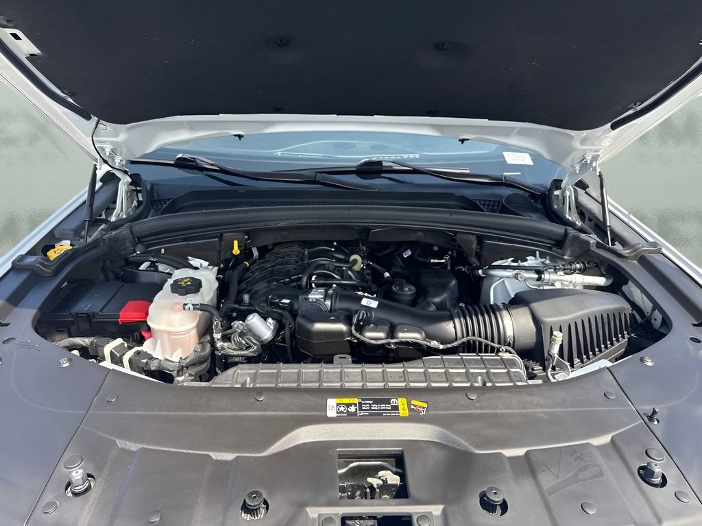 Used 2022 Jeep Grand Cherokee Limited AWD/4WD image 22