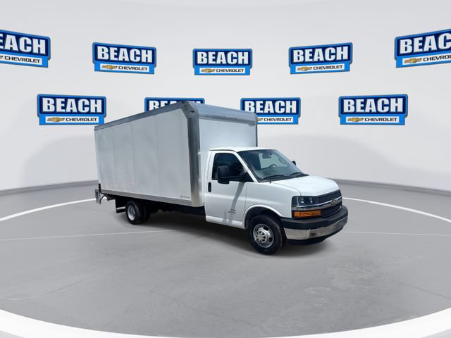 New 2026 Chevrolet Express 4500 w/ Power Convenience Package RWD image 2