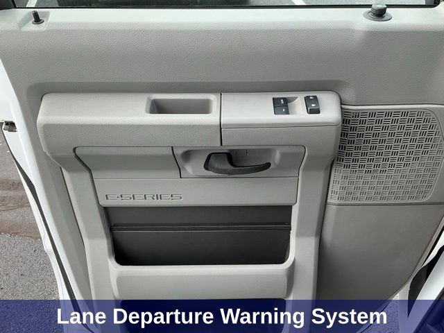 Used 2024 Ford E-450 and Econoline 450 Super Duty w/ Driver's Safety Package RWD image 15