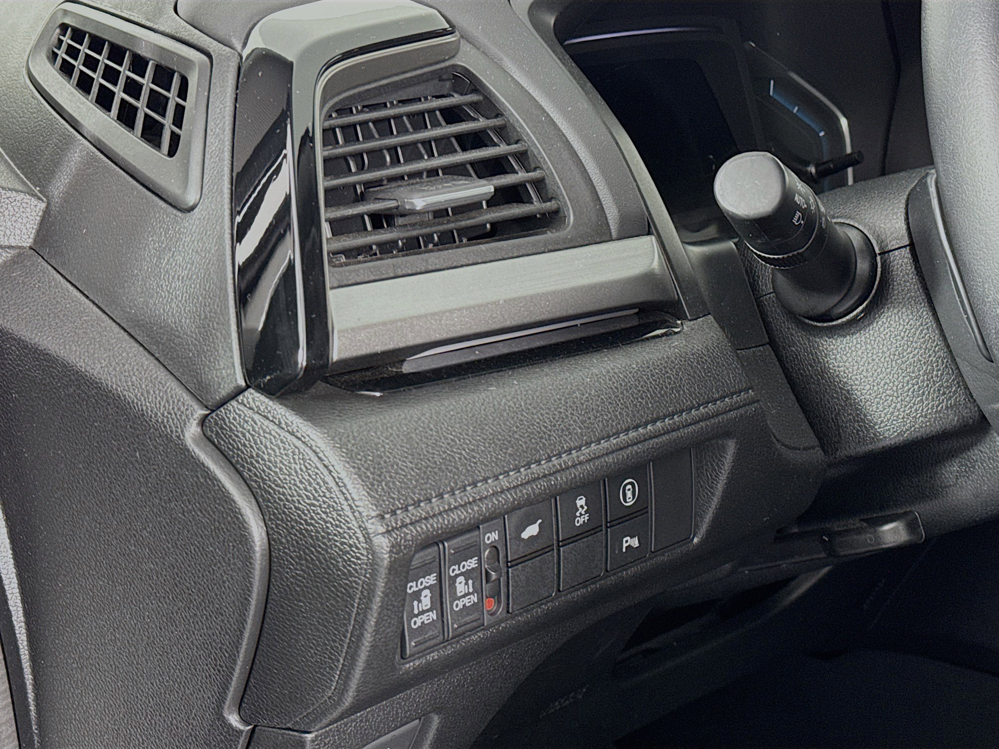 Certified 2022 Honda Odyssey Touring image 10