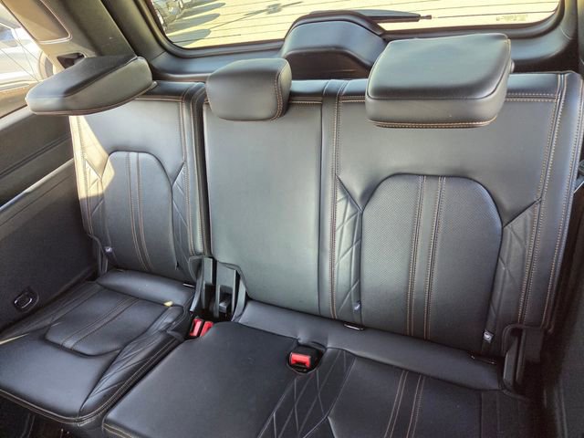 Used 2023 Ford Expedition Platinum image 8