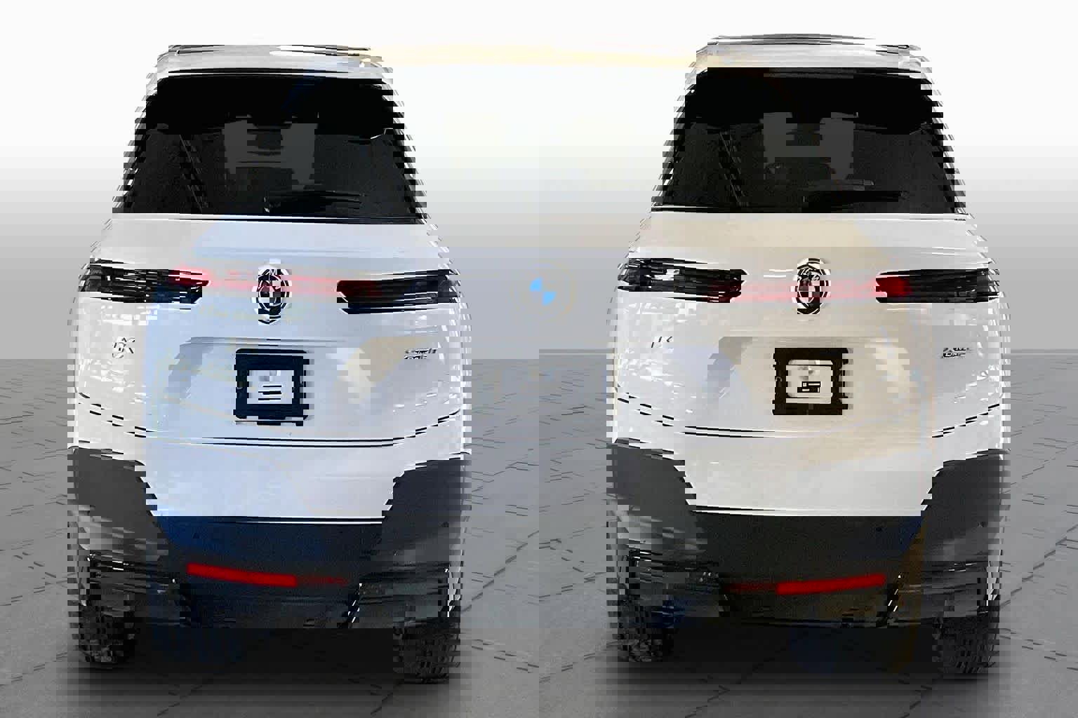 Certified 2024 BMW iX xDrive50 image 4