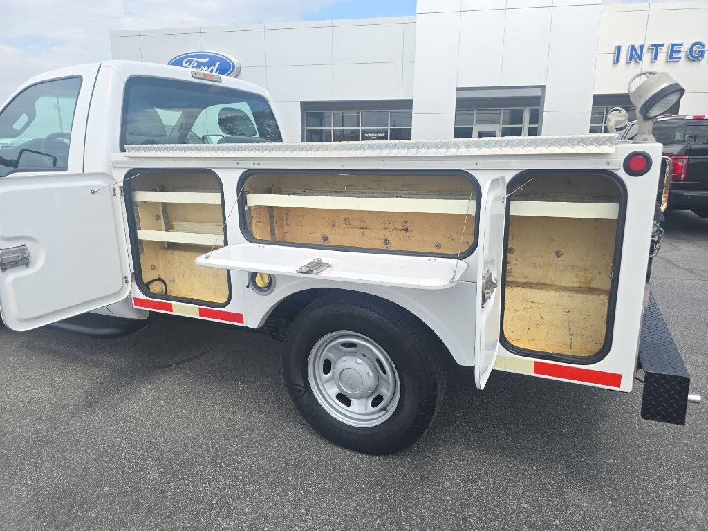 Used 2014 Ford F250 XL w/ Power Equipment Group RWD image 11