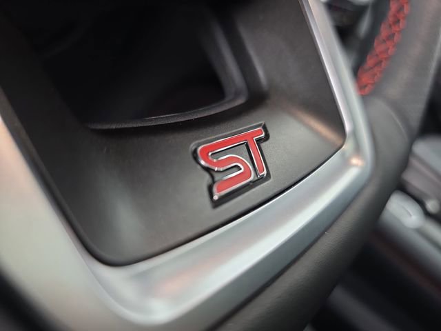 Used 2025 Ford Explorer ST w/ Sun And Sound Package image 43