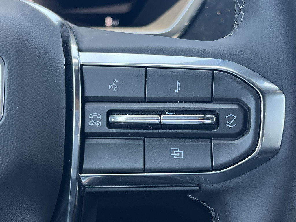New 2026 GMC Canyon Elevation w/ Convenience Package RWD image 14