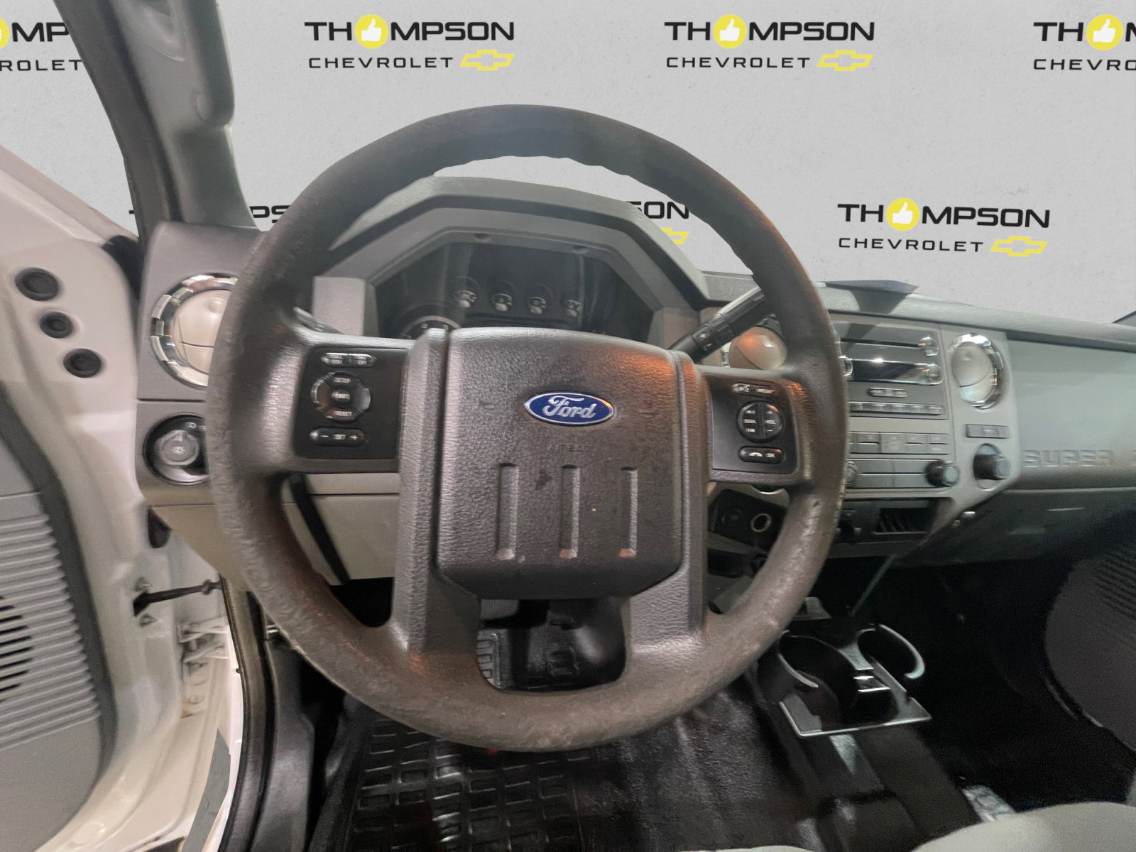 Used 2016 Ford F350 XLT w/ Snow Plow Prep Package image 12