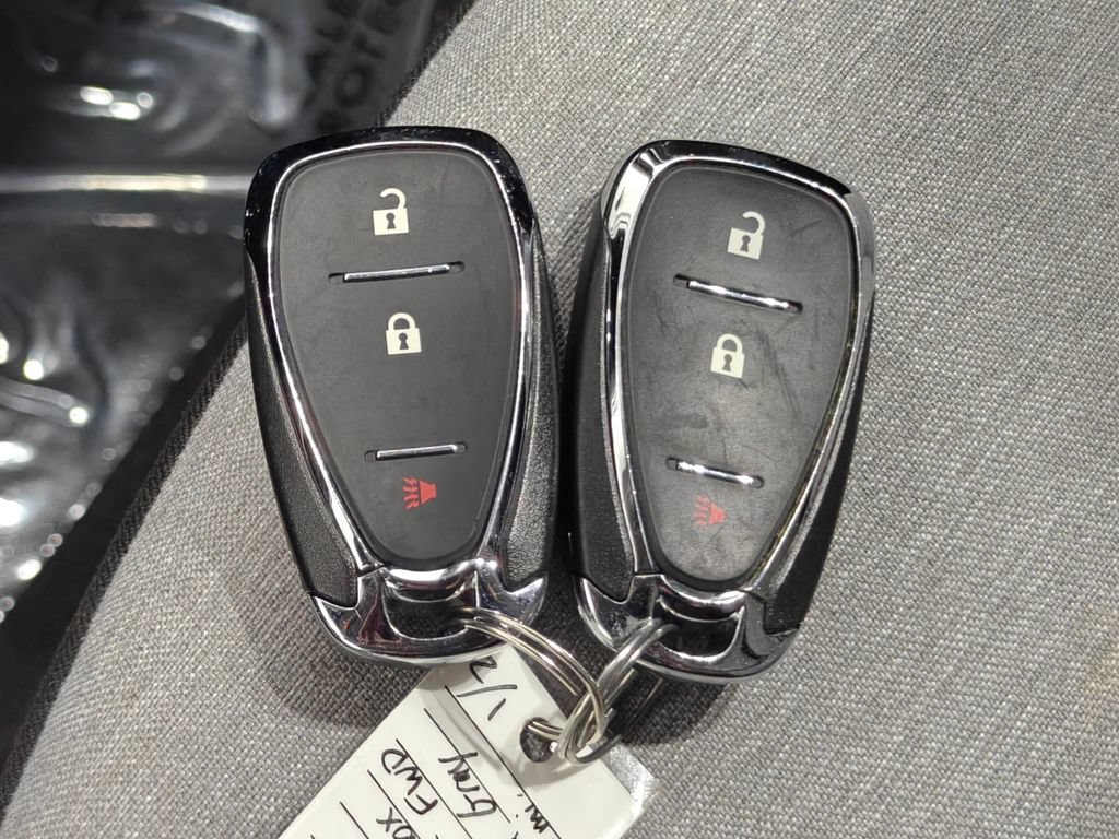 Used 2023 Chevrolet Equinox LT FWD image 10
