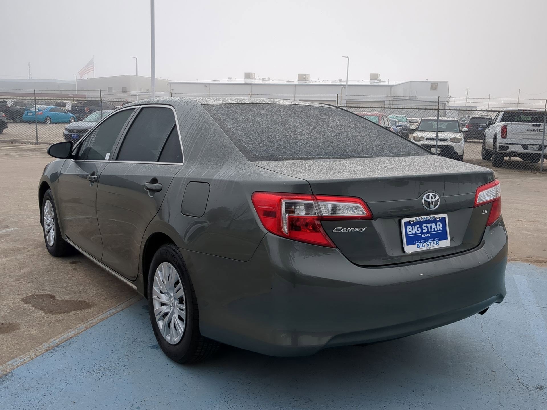 Used 2013 Toyota Camry LE image 6