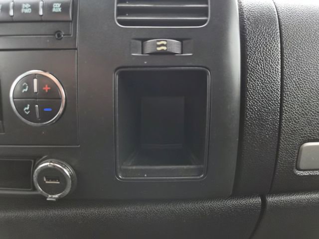 Used 2010 GMC Sierra 2500 SLE w/ SLE Preferred Package image 28