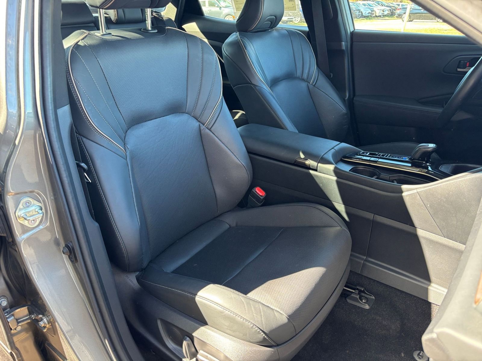 Used 2025 Toyota Crown XLE image 37