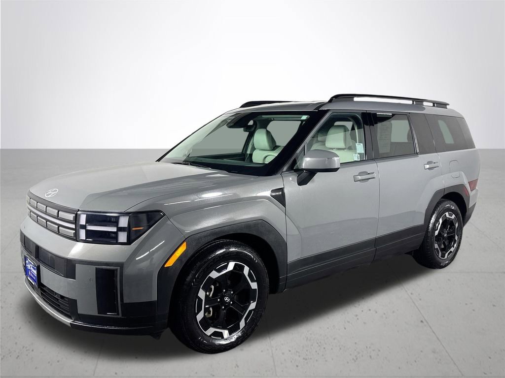 Used 2024 Hyundai Santa Fe SEL image 2